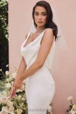 結婚式 House of CB オデット アイボリー バックドレープ ブライダル ドレス - 限定版 0N8J1162 - Image 14