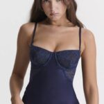衣類 House of CB cecilie ネイビーサテン＆レースキャミトップ 0N8J680