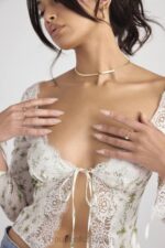 衣類 House of CB クラリッサ ガーデン プリント レース トリム トップ 0N8J717 - Image 8