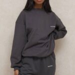 衣類 House of CB トミー チャコール オーバーサイズ クルーネック スウェットシャツ 0N8J801