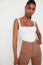 衣類 House of CB ニネッタ ホワイトメッシュコルセット 0N8J89 - Image 9