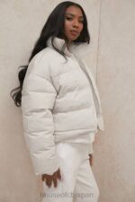 衣類 House of CB ヒーロー アイボリー オーバーサイズ C シェイプ パファー ジャケット 0N8J1046 - Image 15