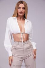 衣類 House of CB ミストレス ロック ウィッシュリスト ホワイト バルーン スリーブ クロップド シャツ ブラレット付き 0N8J739 - Image 2