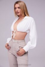 衣類 House of CB ミストレス ロック ウィッシュリスト ホワイト バルーン スリーブ クロップド シャツ ブラレット付き 0N8J739 - Image 4
