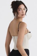 衣類 House of CB リュエット ベージュ サテン ワイヤー入りコルセット 0N8J30 - Image 6