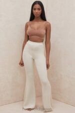 衣類 House of CB ロデル クリームチャンキーリブニットパンツ 0N8J989 - Image 6