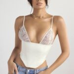 衣類 House of CB emilee アイボリーサテンとレースのコルセット 0N8J53