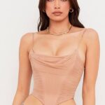 衣類 House of CB Lottie ベージュメッシュドレープコルセット 0N8J80
