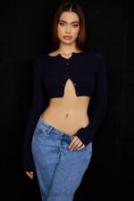 衣類 House of CB lulie ネイビー ふわふわニット クロップド カーディガン 0N8J734 - Image 6